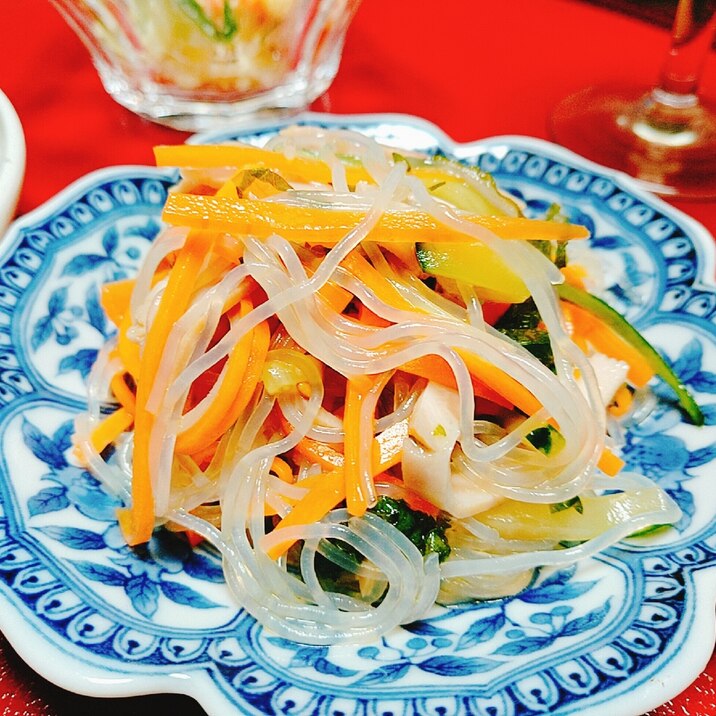 とっても美味しい 中華風の簡単春雨サラダ レシピ 作り方 By めがねのしし 楽天レシピ とっても美味しい 中華風の簡単春雨サラダ レシピ 作り方 By めがねのしし 楽天レシピ